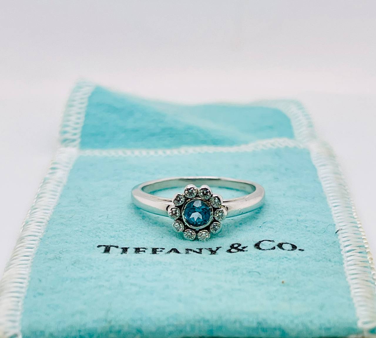 Tiffany & Co. Platinum PT950 Aquamarine and Diamond Ring