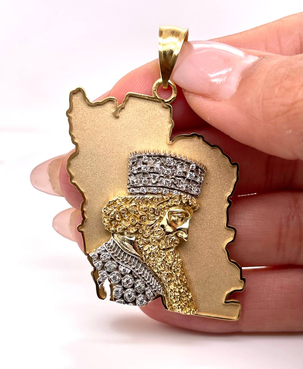 Persian Heritage Cyrus the Great & Iran Map 18k Gold Natural Diamond Pendant