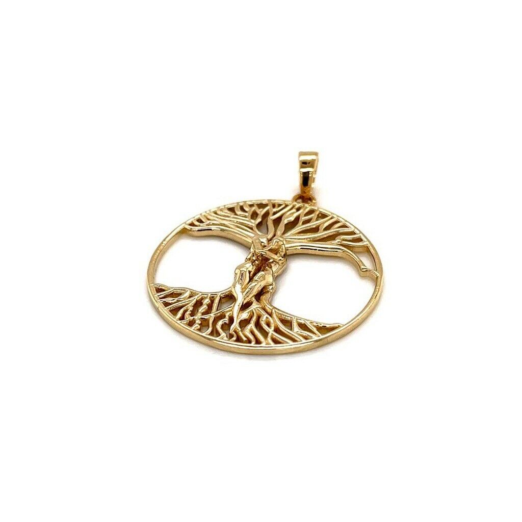 14K Solid Yellow Gold Tree of Life kissing couple Round Pendant