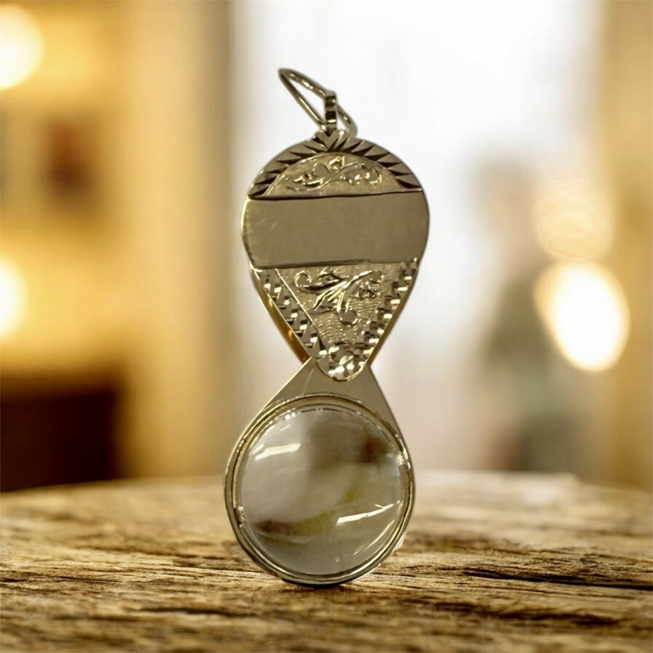 Solid 14K Gold Kassoy 18mm 10X Jewelers Loupe Fancy Engraved Pendant Full Size