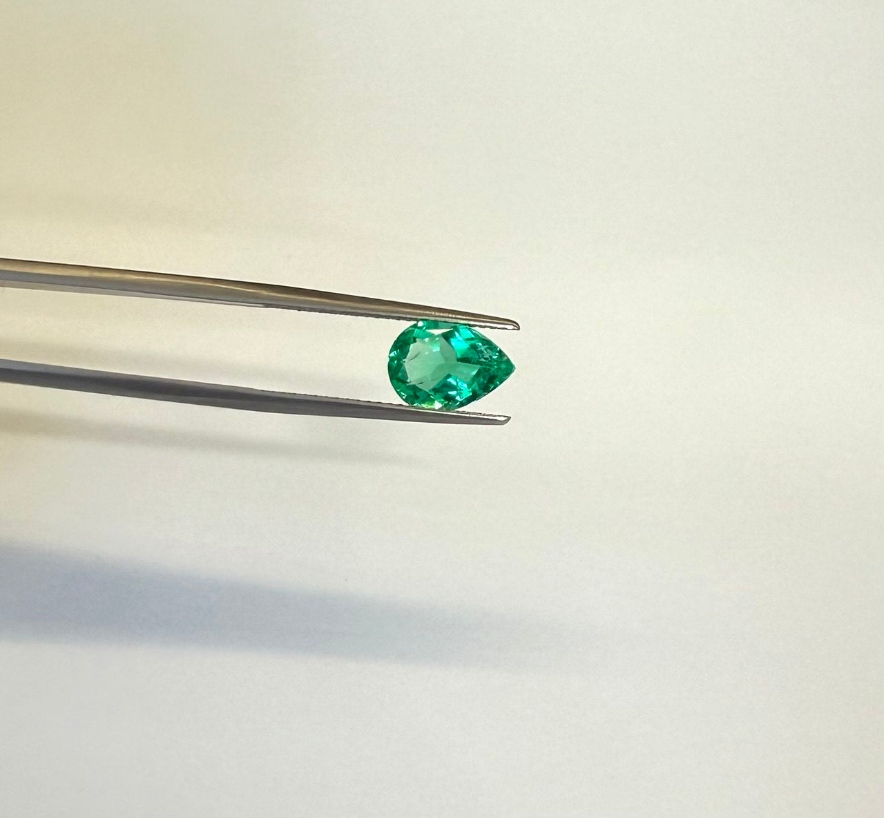 GIA Certified 1.87 Ct Natural Colombian Loose Emerald Pear Shape F1