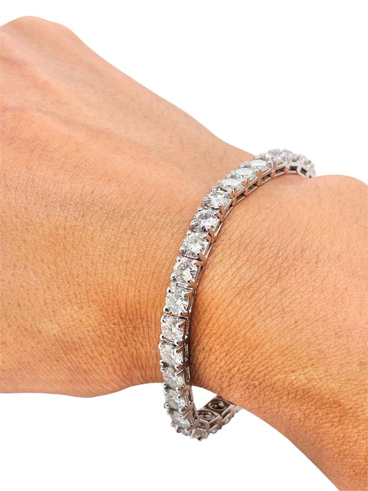 14K Solid White Gold Round Moissanite Tennis Bracelet., 7 inches 20.9 Grams