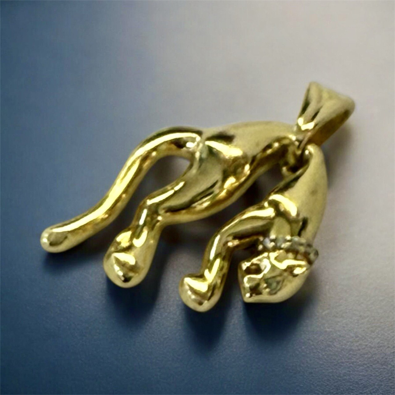 18K Solid Yellow Gold Natural Diamond Panther Pendant