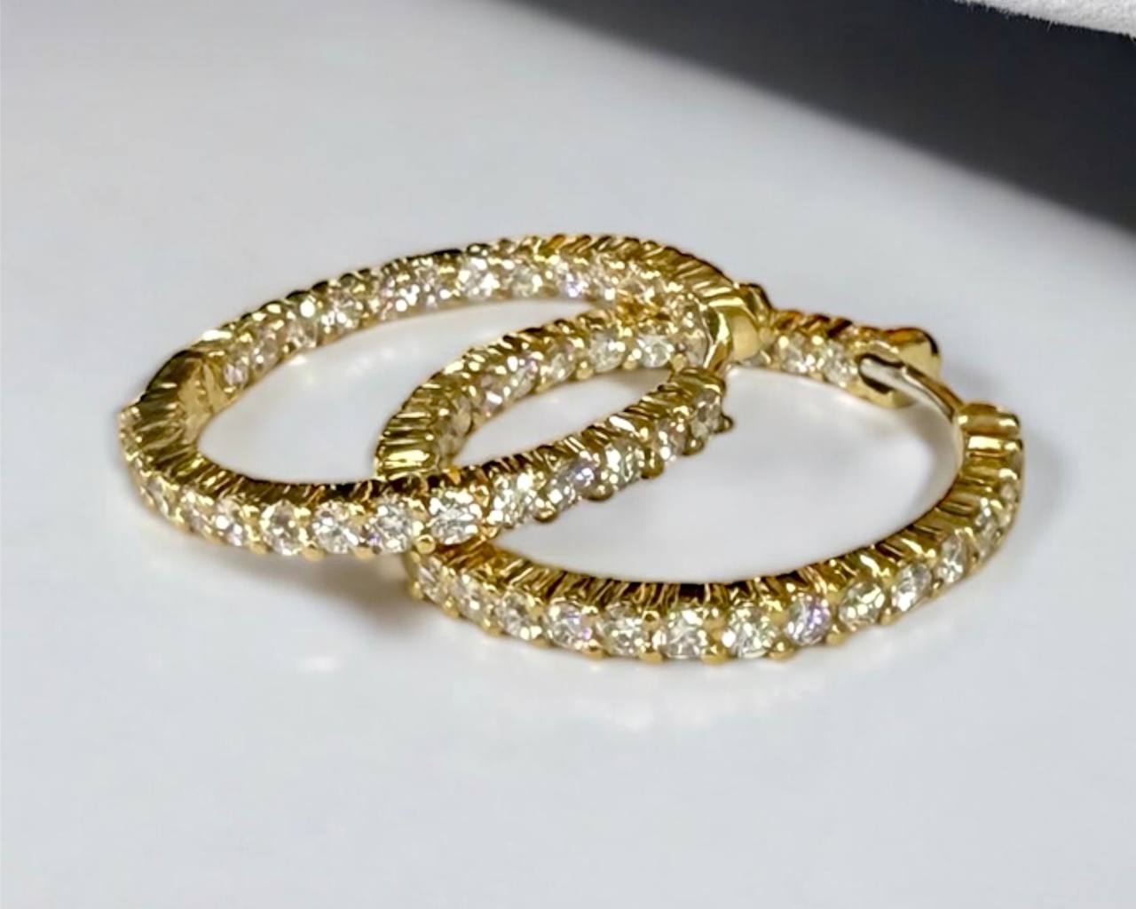 Roberto Coin 18K Yellow Gold 1.53ct Diamond 25mm Inside Out Hoop Earrings