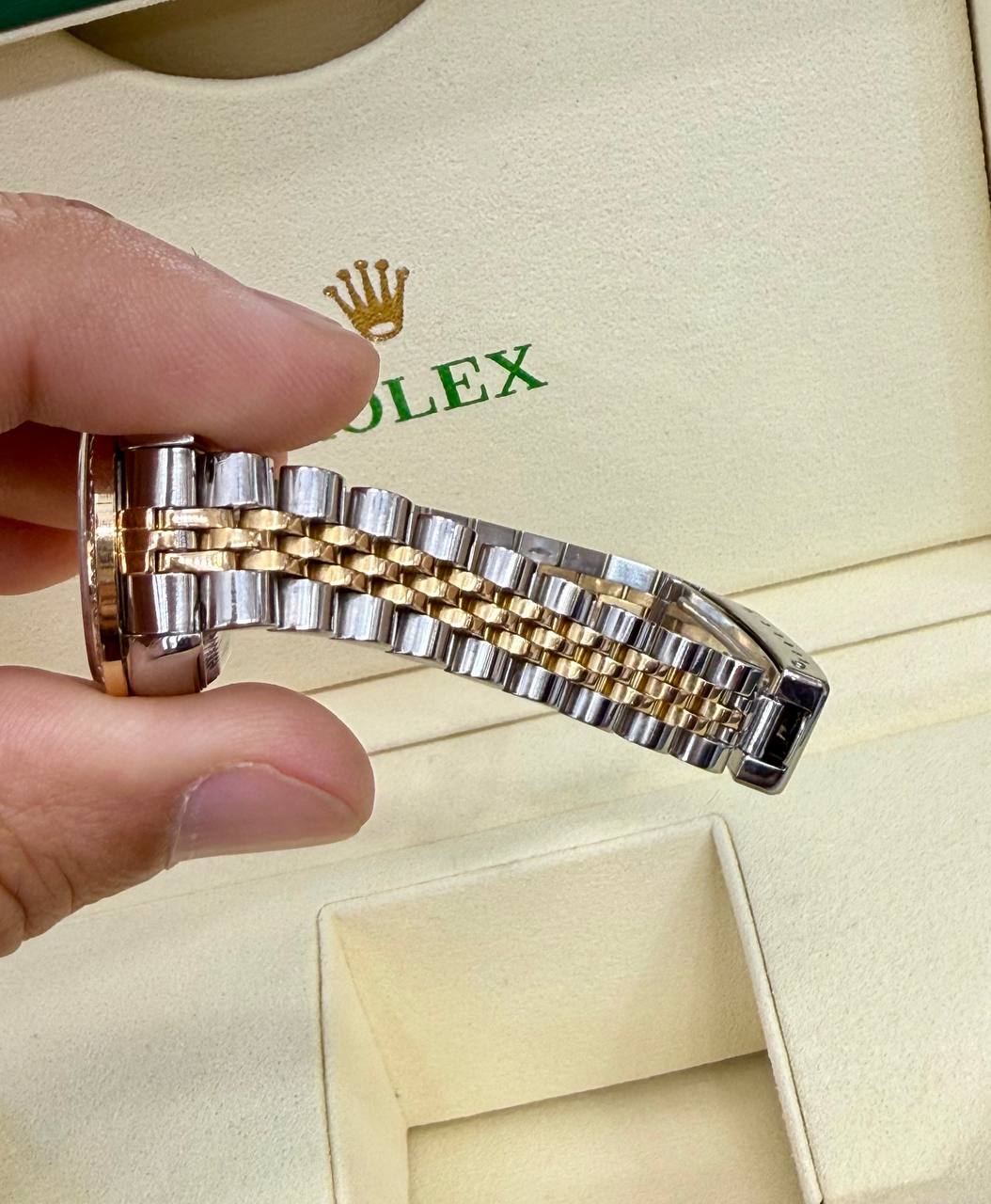Rolex Lady Datejust 26mm Ref. 69173 – Two-Tone – S Series (1994)
