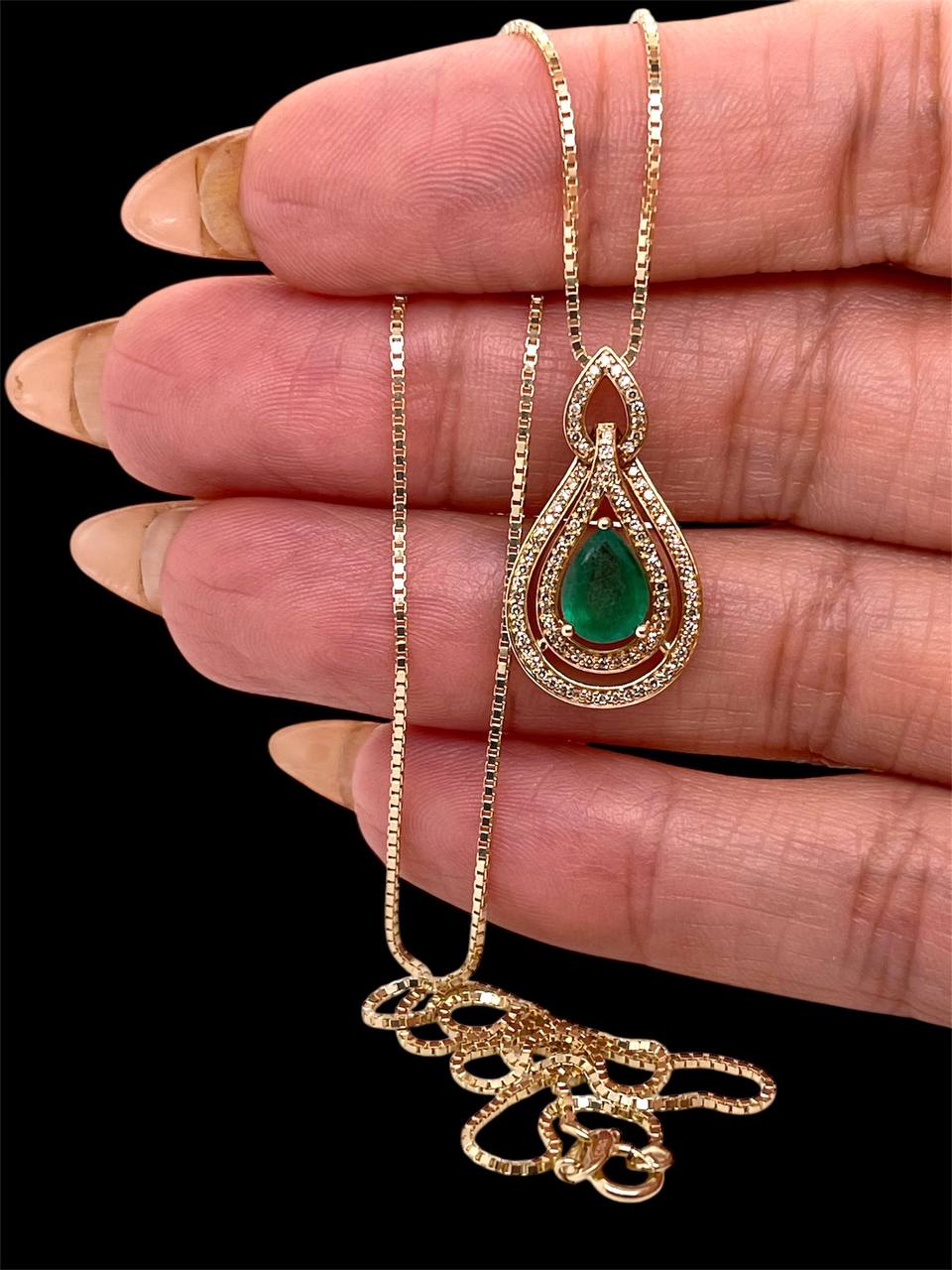 14k Yellow Gold 1.25 TCW Diamond & Emerald Pear Shape Pendant & Chain Necklace