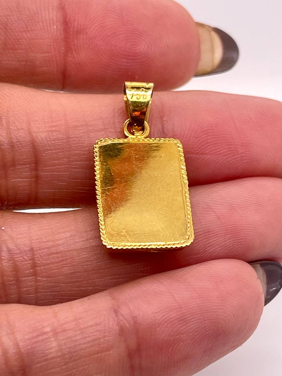 Vintage 18K Solid Yellow Gold Turquoise Pendant