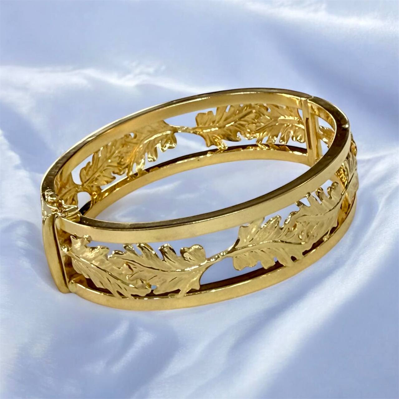 Vintage 18K Solid Yellow Gold Floral Wide Bangle Bracelet