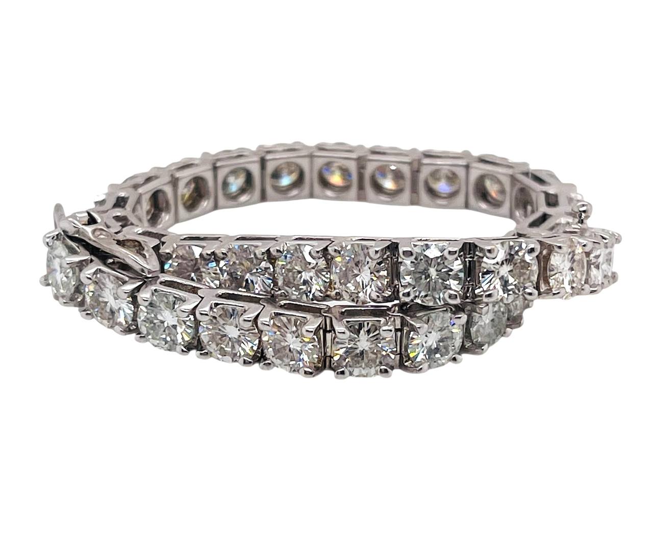 14K Solid White Gold Round Moissanite Tennis Bracelet., 7 inches 20.9 Grams
