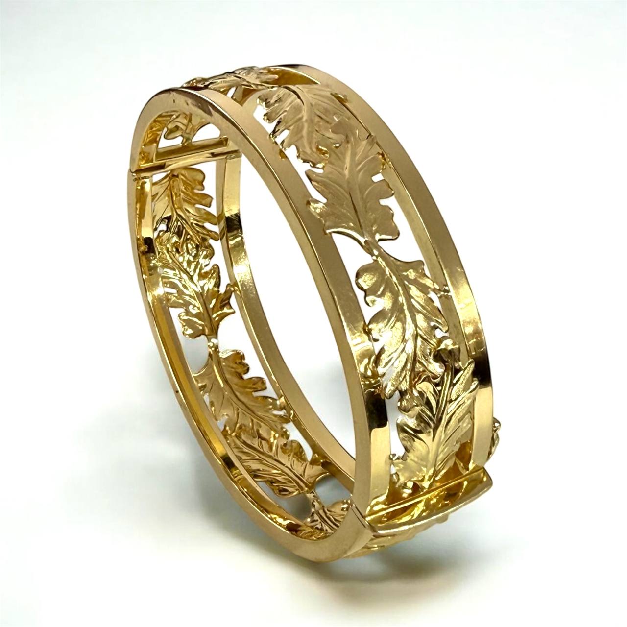 Vintage 18K Solid Yellow Gold Floral Wide Bangle Bracelet